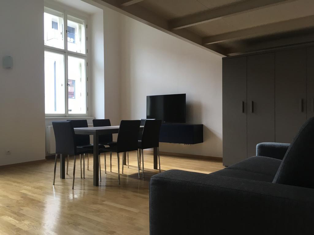 Prague Apartments Sokolovska 91 Экстерьер фото