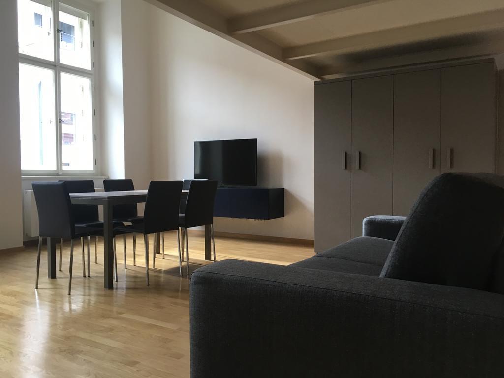 Prague Apartments Sokolovska 91 Экстерьер фото