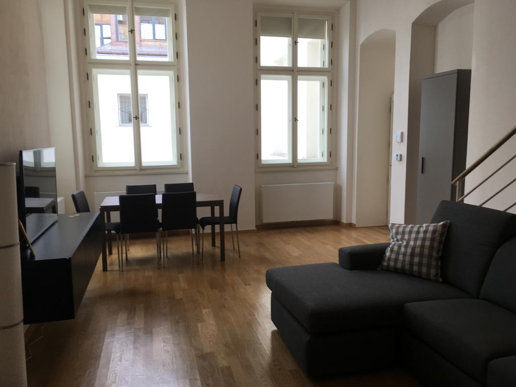 Prague Apartments Sokolovska 91 Экстерьер фото