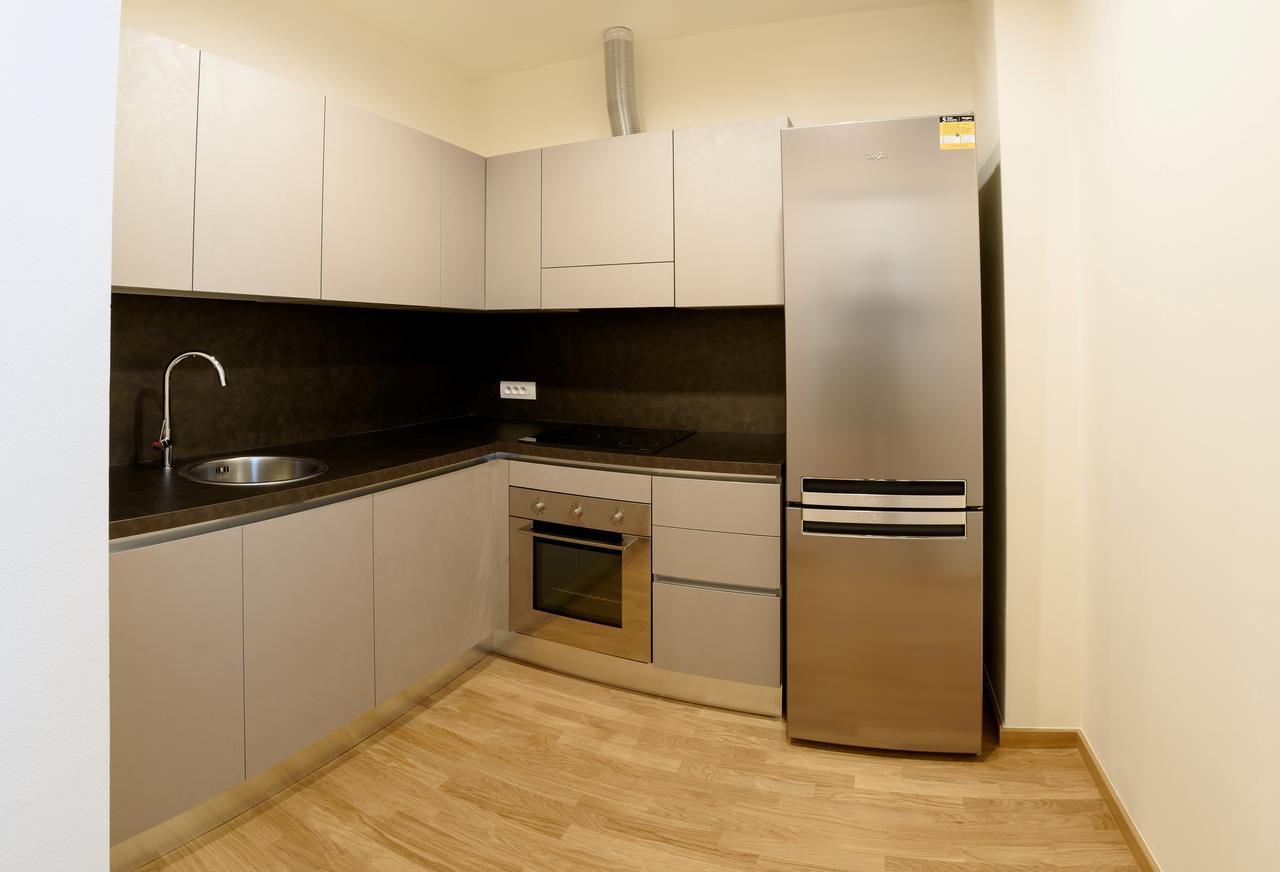 Prague Apartments Sokolovska 91 Экстерьер фото