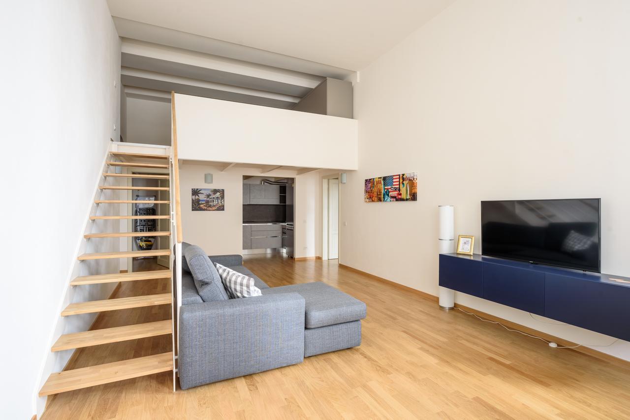 Prague Apartments Sokolovska 91 Экстерьер фото